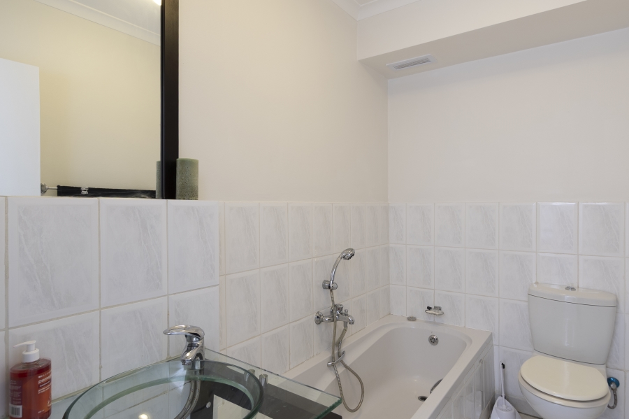 2 Bedroom Property for Sale in Mall Interchange Western Cape